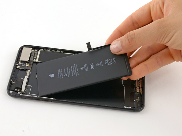 Замена аккумулятора (батареи) iPhone 7 Plus