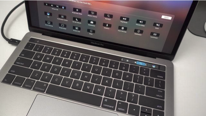 настроить Touch Bar на MacBook Pro